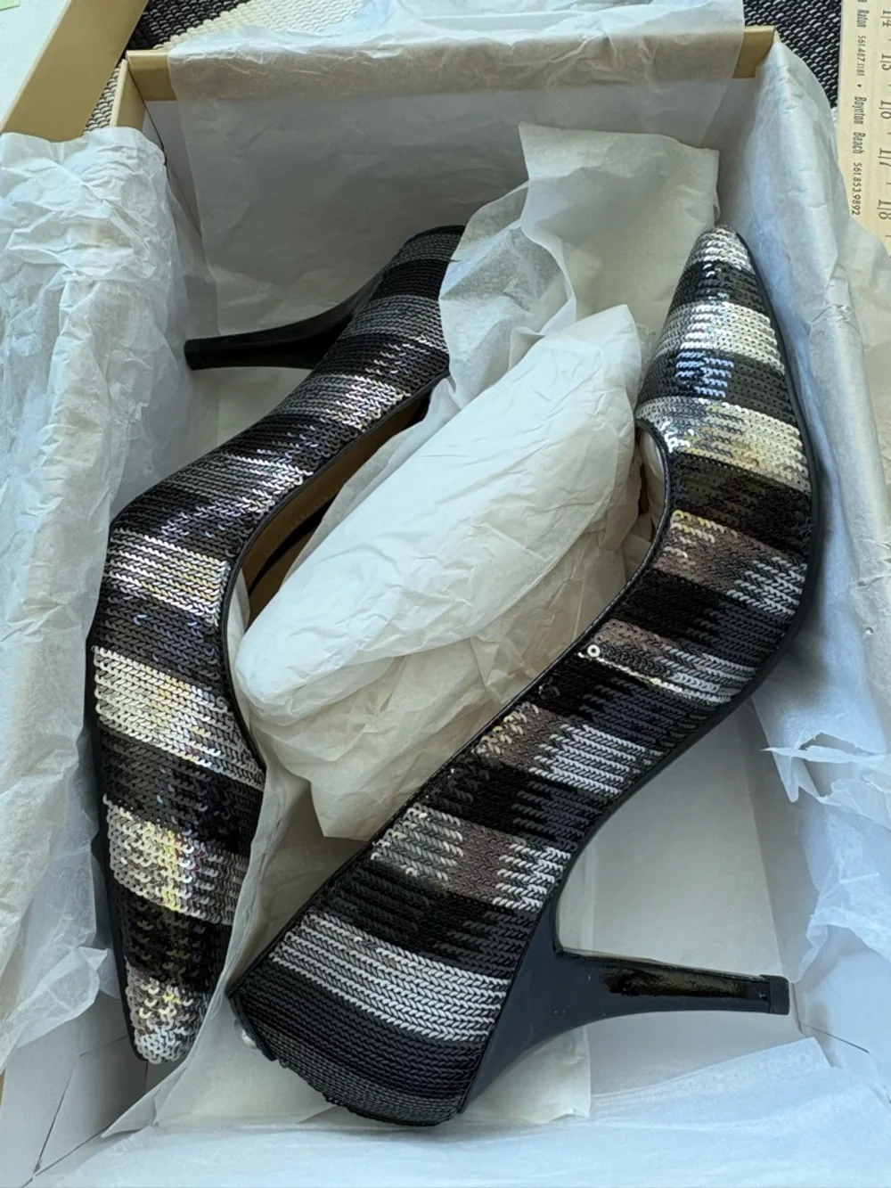 Michael Kors Black and Silver Mid Flex Pump Sequin Dress Heel - Picture 5 of 8